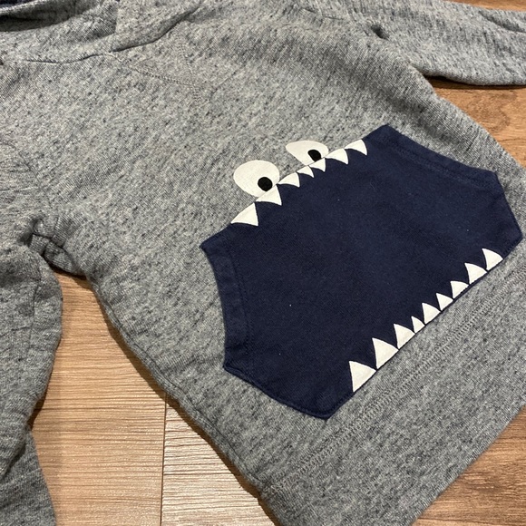 Crewcuts sweatshirt hoodie glow in the dark 3T - Picture 4 of 5